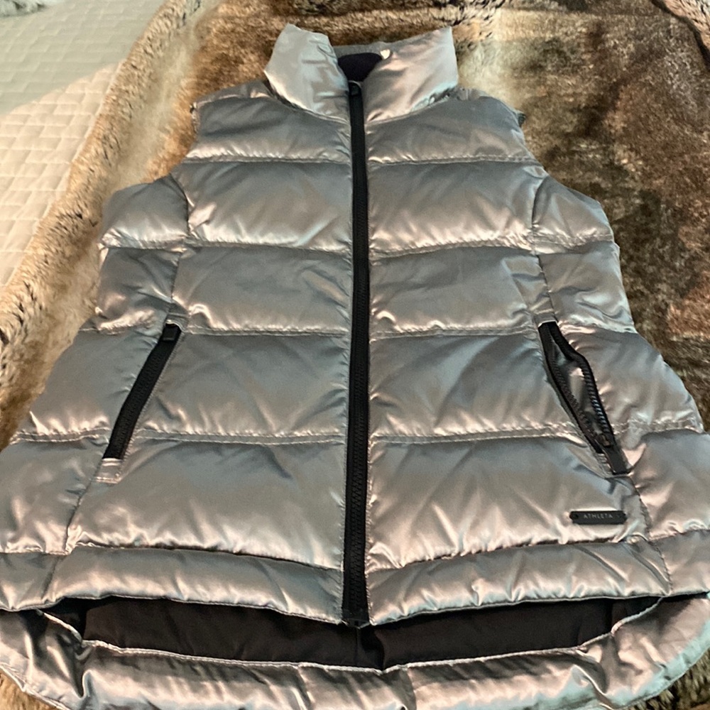 Athleta silver metallic vest. Almost new. Size XS.